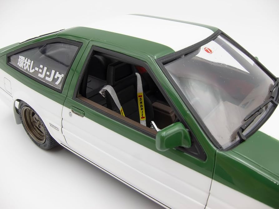 新品 ナニワトモアレ プラモデル シルビアQ’s (S13) AE86トレノ ナニワトモアレ」よりプラモ「シルビアQ's グッさん仕様